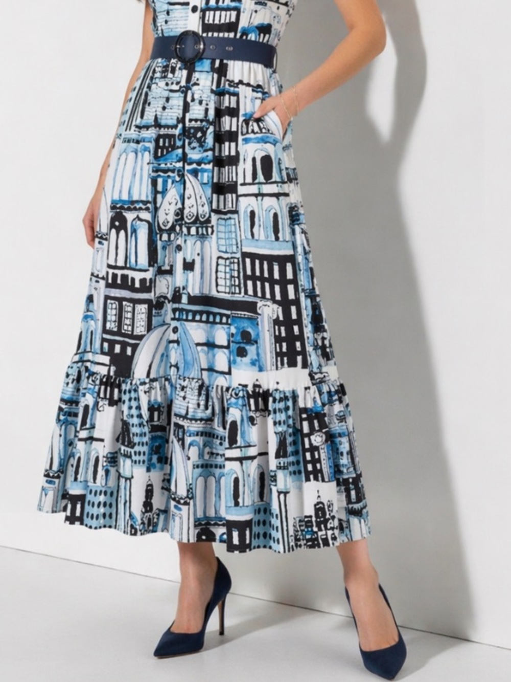 NewElie Tahari Sleeveless White Maxi Dress with Blue Black Cityscape Print size8 - Picture 12 of 16